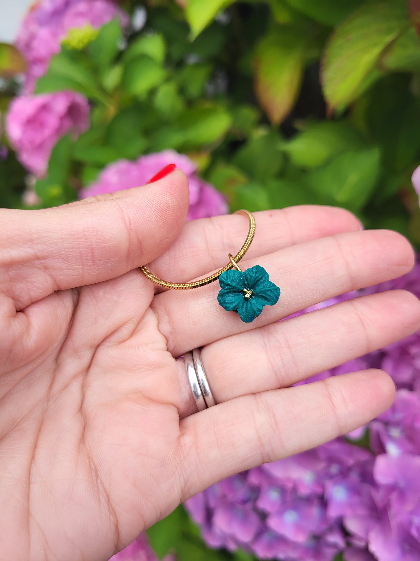 Emerald flower necklace