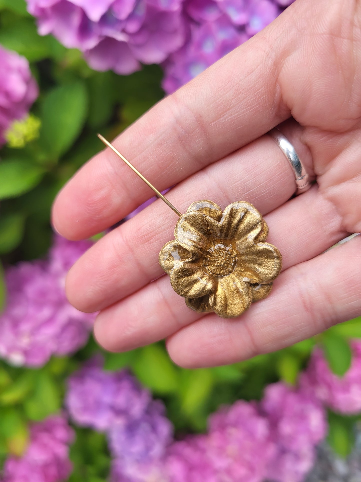 Gold Flower Dangle Drop Earrings
