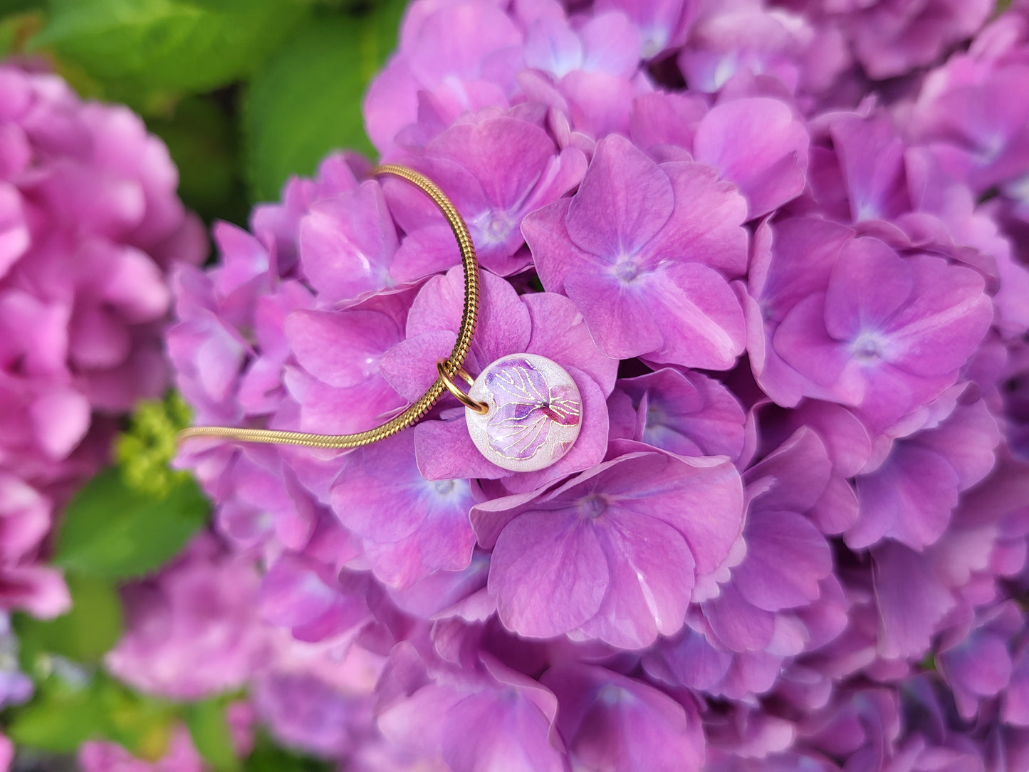 Hydrangea gold necklace