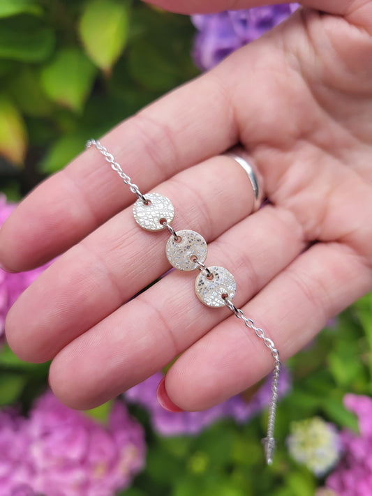 Silver and beige bracelet