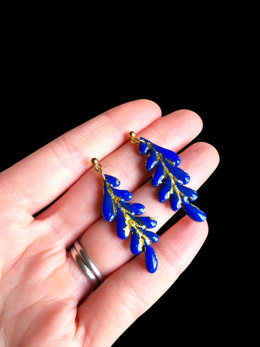 Ariel Blue Dangle Earrings - Dúil