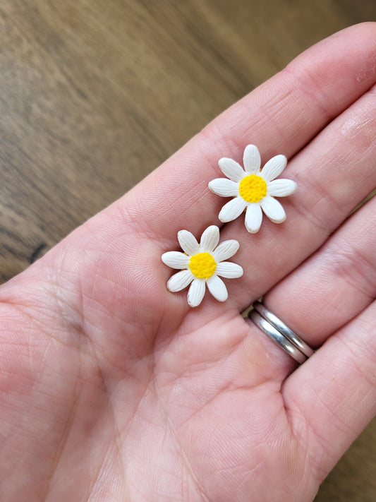 Daisy stud earrings - Dúil