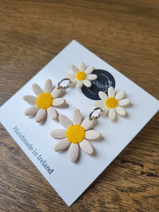 Double Dangle Daisie Earrings - Dúil