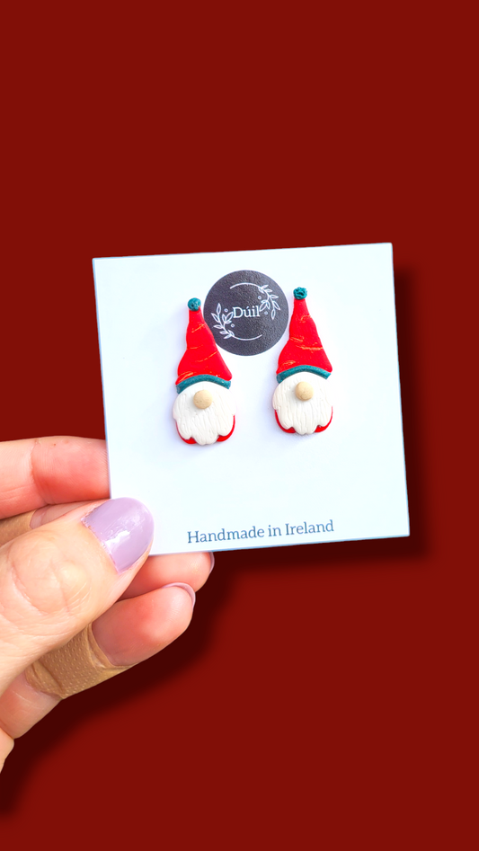 Santa Gnome Stud Earrings - Dúil
