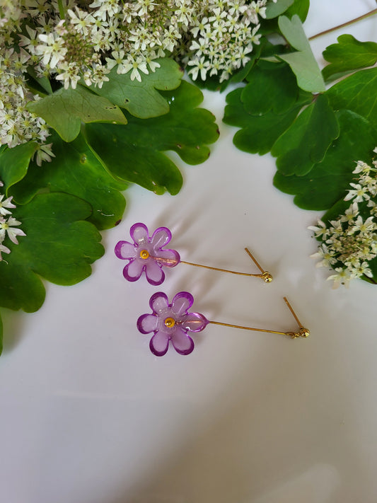 Purple frosted flower dangle drop earrings - Dúil