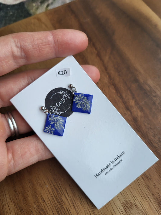 Blue & Silver firework dainty dangle earrings - Dúil