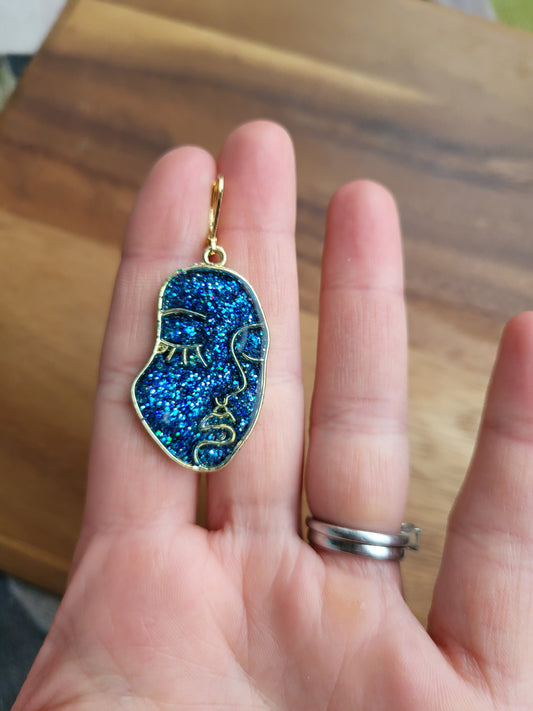 Blue glitter face earrings - Dúil