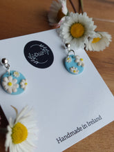 Load image into Gallery viewer, Dúil Dainty daisy dangles - Dúil
