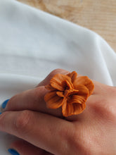 Load image into Gallery viewer, Orange flower adjustable satement ring - Dúil
