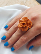 Load image into Gallery viewer, Orange flower adjustable satement ring - Dúil
