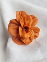 Load image into Gallery viewer, Orange flower adjustable satement ring - Dúil
