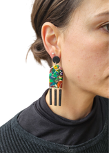 Load image into Gallery viewer, Saoirse Dangle Earrings - Dúil
