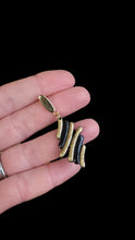 Load image into Gallery viewer, Black &amp; gold dangle earrings - Dúil
