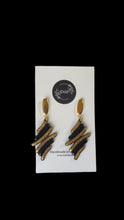 Load image into Gallery viewer, Black &amp; gold dangle earrings - Dúil
