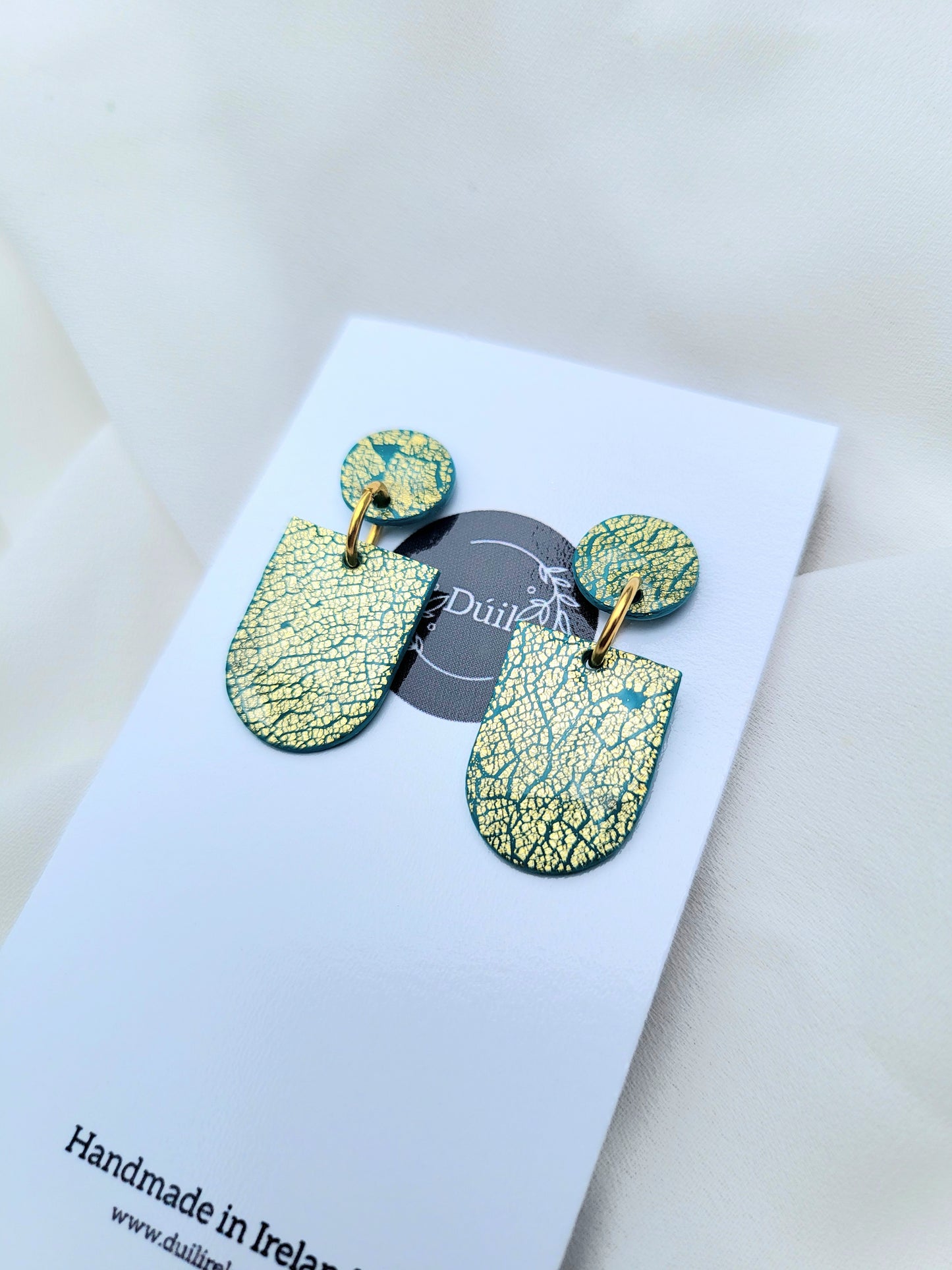 Peppermint Crackle Arc & Ora Earrings