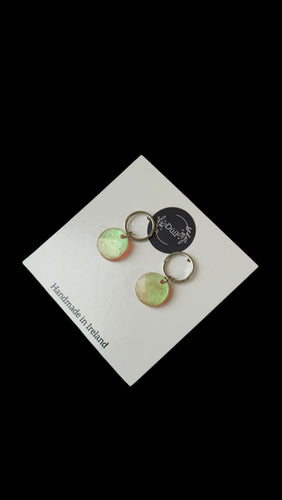 Dream Disc Dainty Dangle Earrings - Dúil