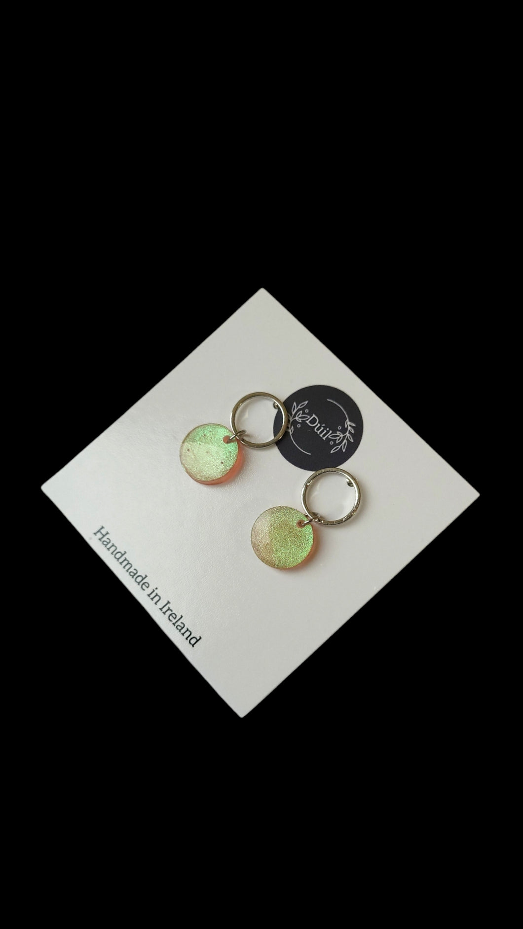 Dream Disc Dainty Dangle Earrings - Dúil