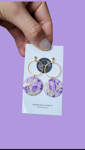 Nicole Purple Marble Dangle Earrings - Dúil