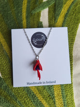 Load image into Gallery viewer, Dúil Fuchsia Necklace - Dúil

