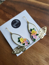 Load image into Gallery viewer, Flowering butterfly dangle earrings - Dúil
