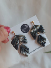 Load image into Gallery viewer, Dúil Rachel Black earrings - Dúil
