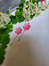 Load image into Gallery viewer, Pink frosted flower dangle drop earrings - Dúil
