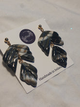 Load image into Gallery viewer, Dúil Rachel Black earrings - Dúil
