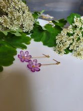 Load image into Gallery viewer, Purple frosted flower dangle drop earrings - Dúil
