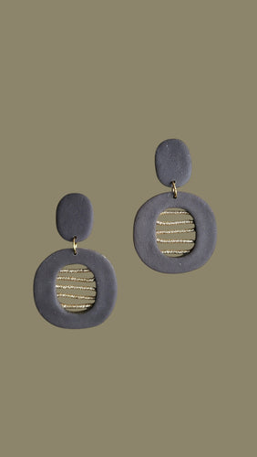 Grey & gold statement dangle earrings - Dúil