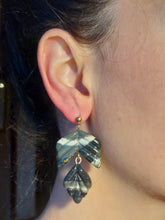 Load image into Gallery viewer, Dúil Rachel Black earrings - Dúil
