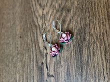 Load image into Gallery viewer, Protea dangle earrings - Dúil

