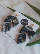 Load image into Gallery viewer, Dúil Rachel Black earrings - Dúil
