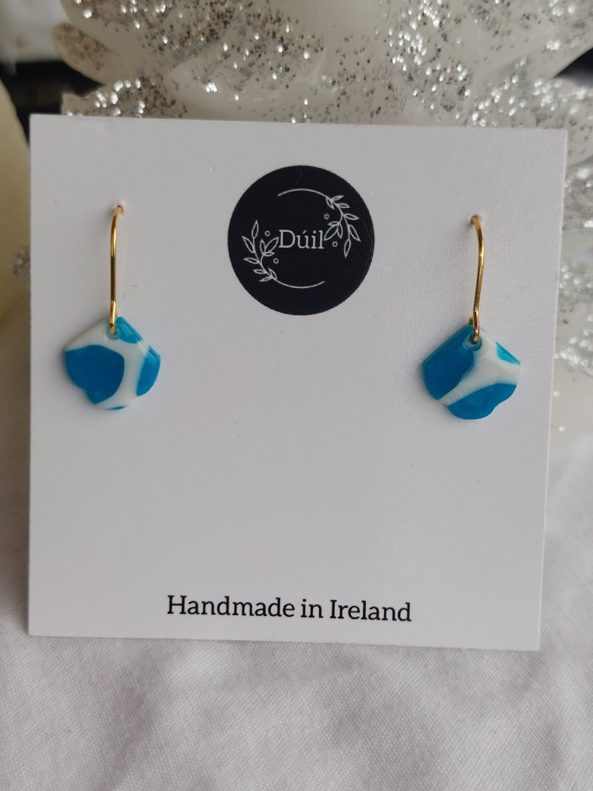 Dúil Blue & white dainty dangles - Dúil