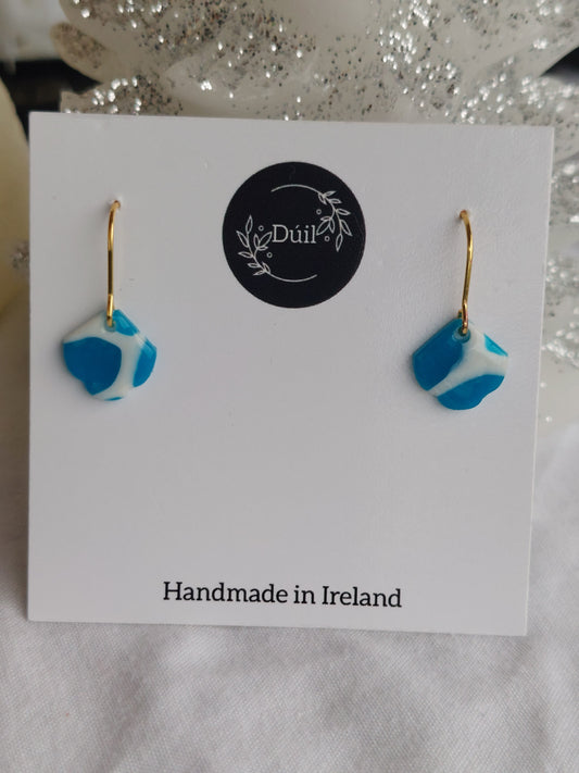 Dúil Blue & white dainty dangles - Dúil