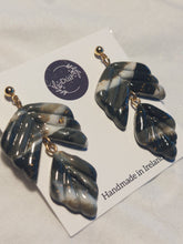 Load image into Gallery viewer, Dúil Rachel Black earrings - Dúil

