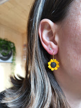 Load image into Gallery viewer, Mini Sunflower Dangle Earrings - Dúil
