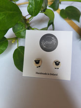 Load image into Gallery viewer, Sheep stud earrings - Dúil
