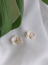 Load image into Gallery viewer, Mini orchid stud earrings | polymer clay earrings | orchid earrings | Irish made earrings | Dúil | Irish jewellery | flower earrings - Dúil
